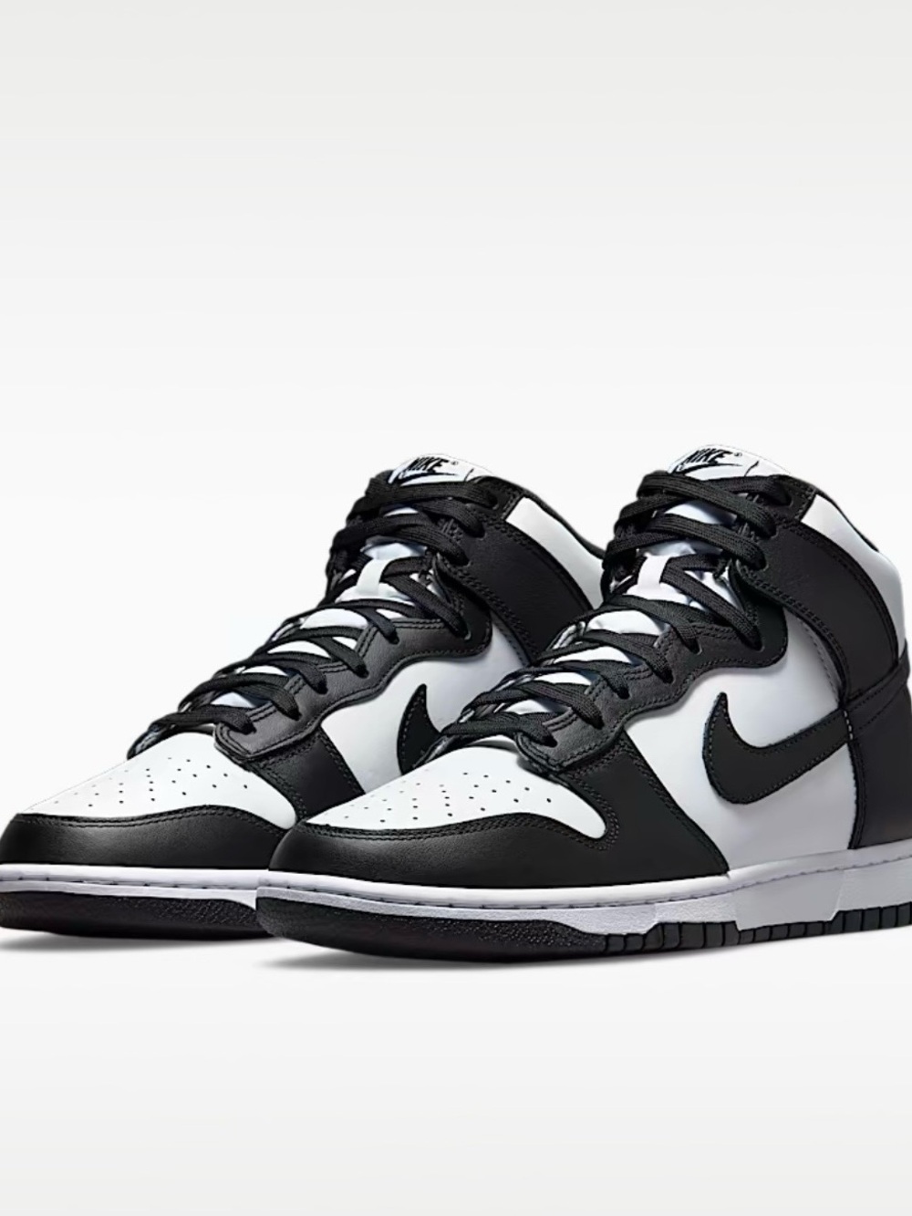 Nike Dunk High Retro⭐️